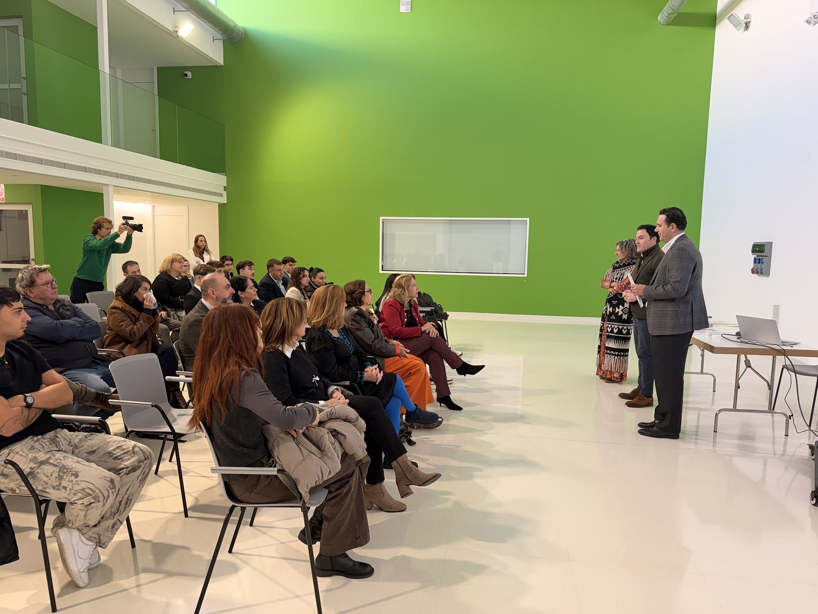 Clausura de los programas 'Emprende y Avanza' y 'Reactiva tu Futuro'