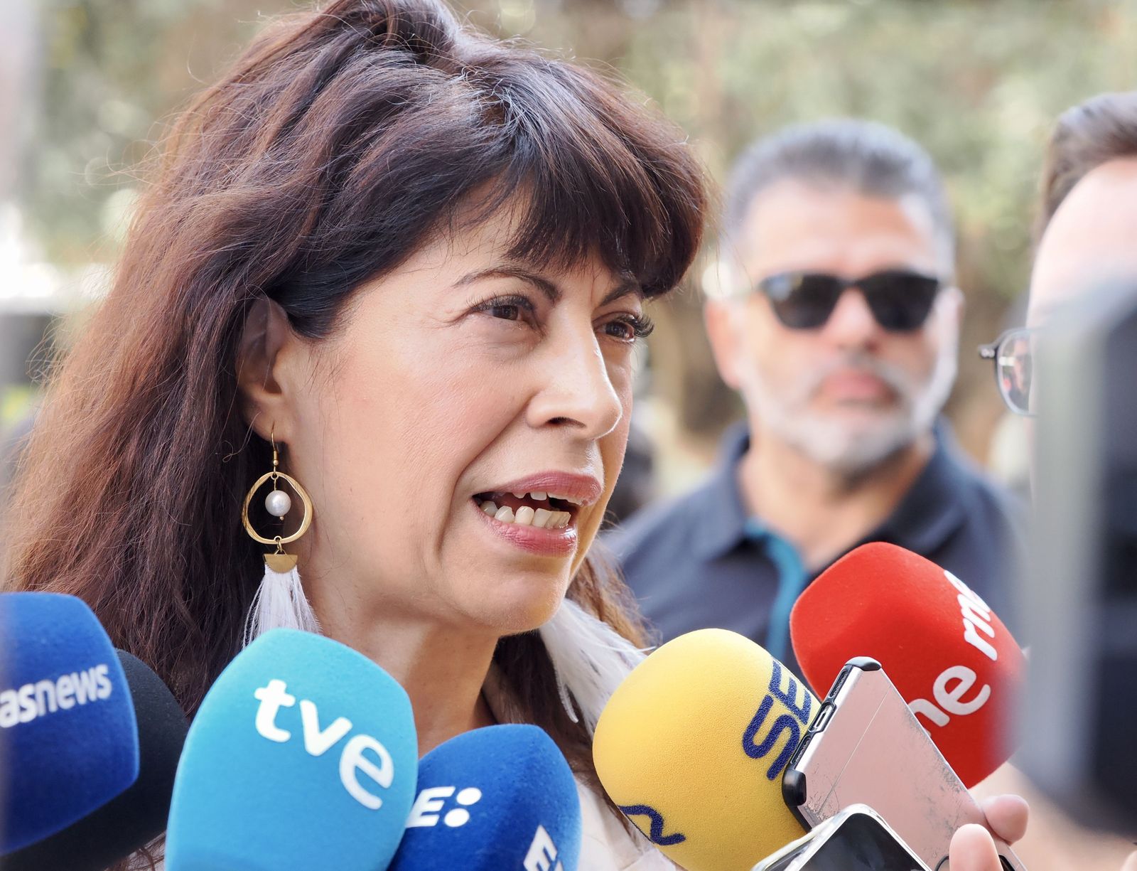La ministra de Igualdad, Ana Redondo, asiste a la manifestación por el Día del Orgullo LGTBI+