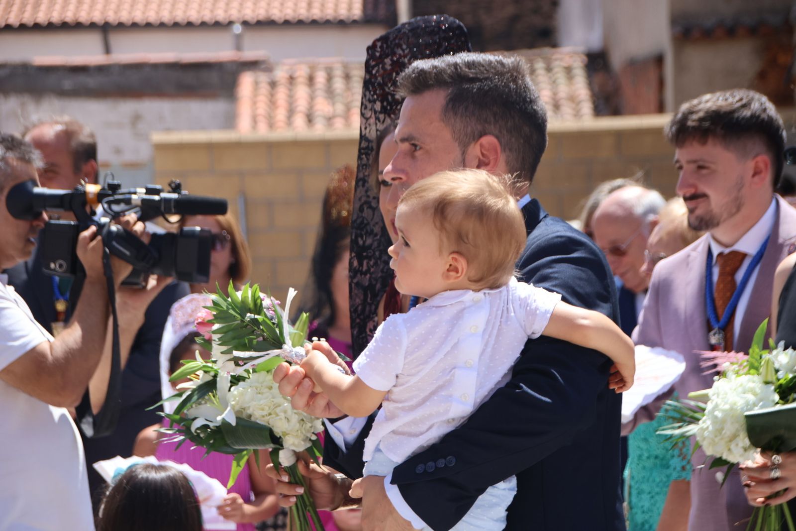 Procesión y ofrenda floral en honor de Nuestra Señora de la Asunción en Guijuelo