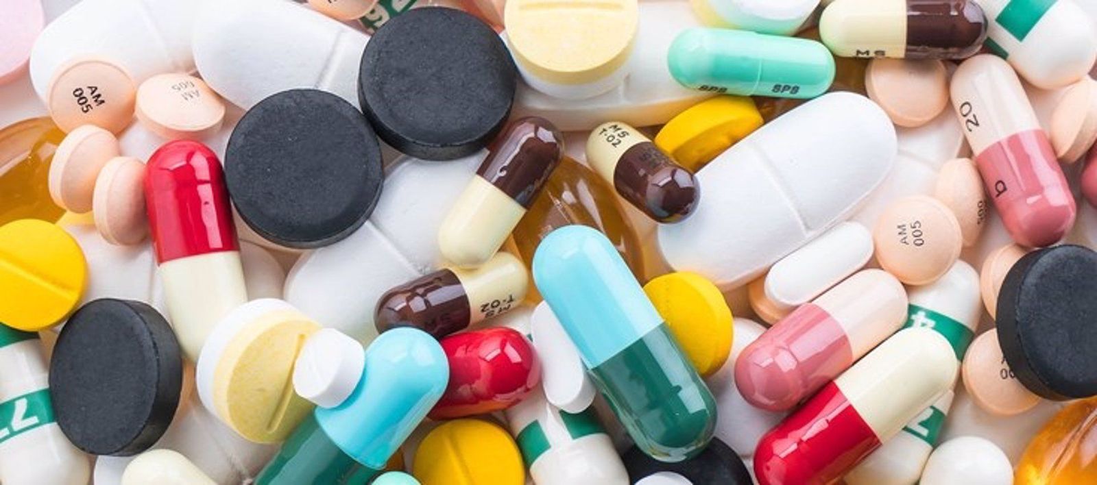 Pastillas y medicamentos. Foto EP.
