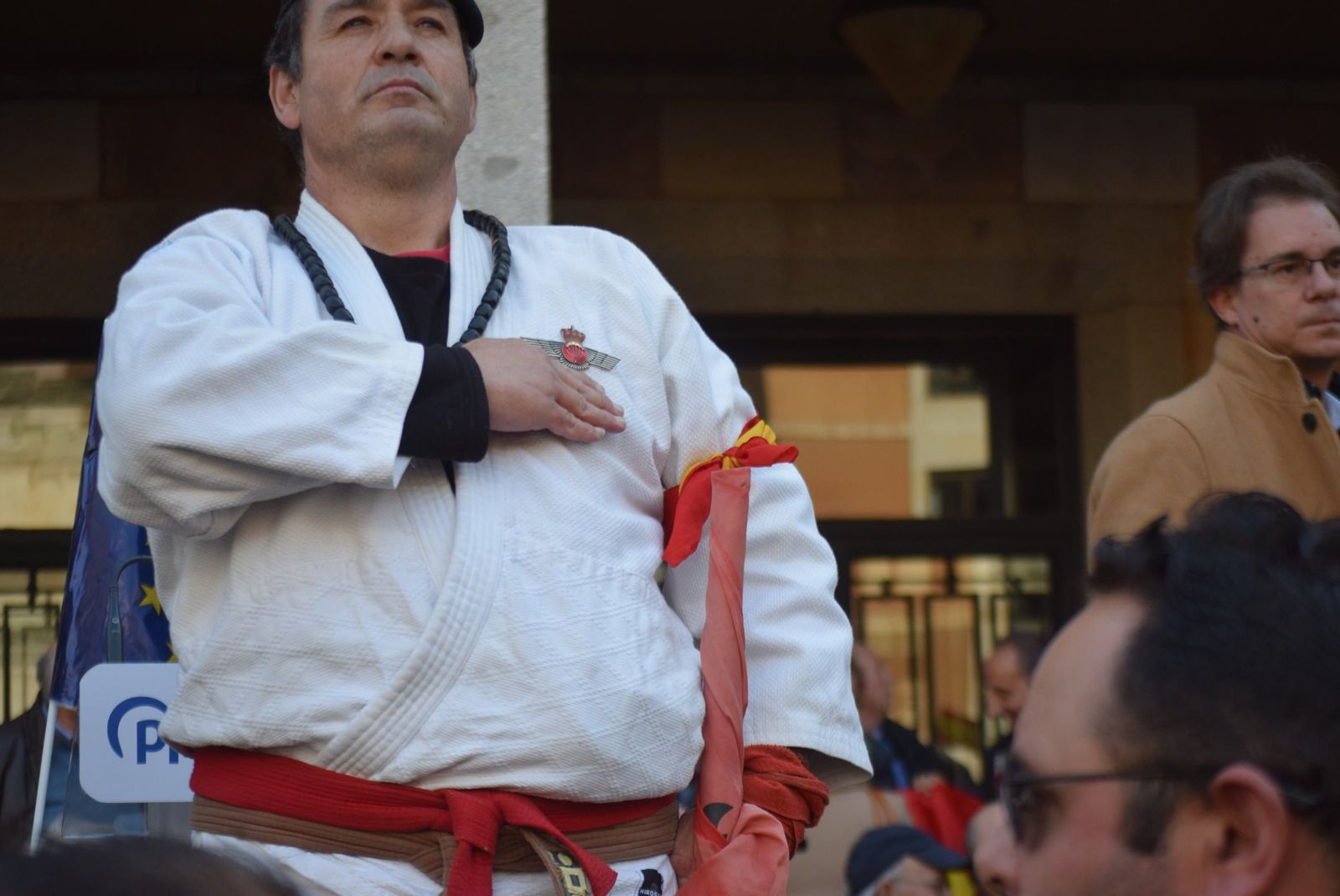 concentracion-del-pp-contra-la-amnistia-52