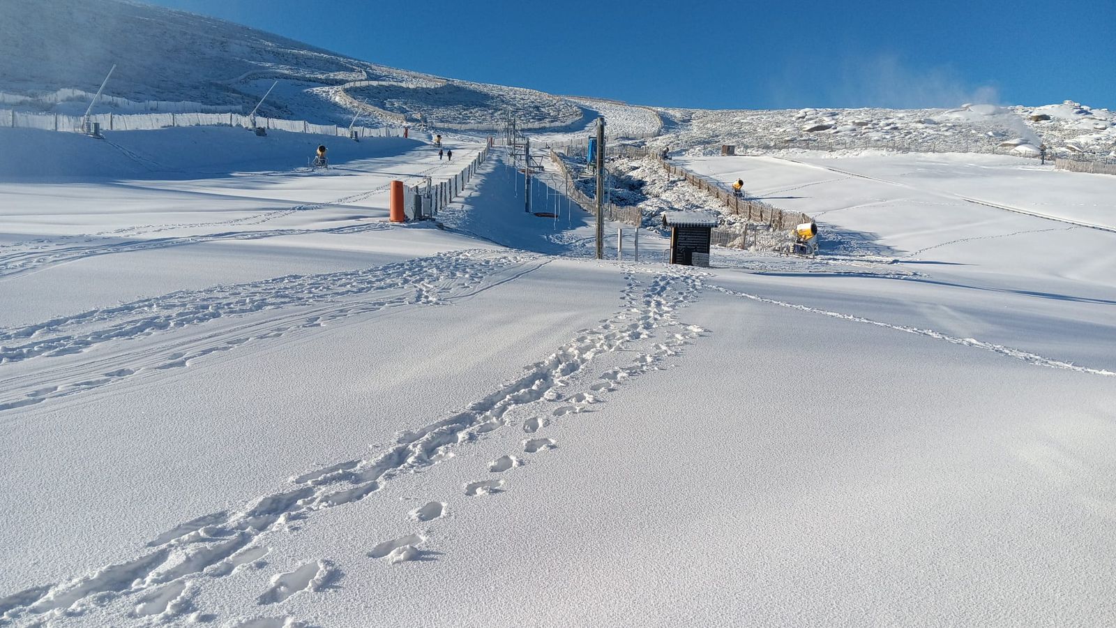 Covatilla con nieve 3 diciembre 2025