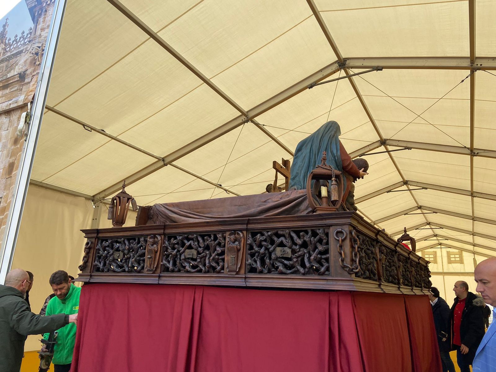 traslado-de-pasos-semana-santa-3