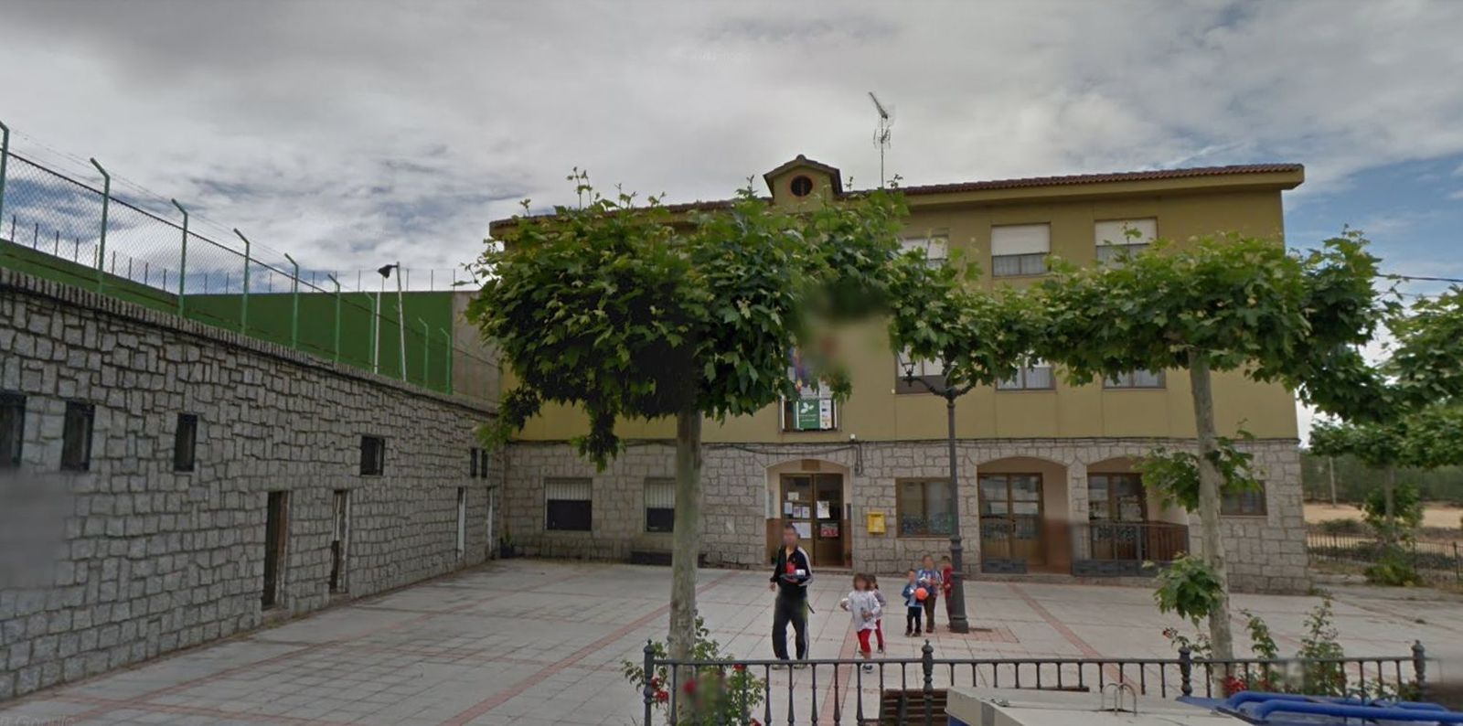 Ayuntamiento de Fariza.Archivo