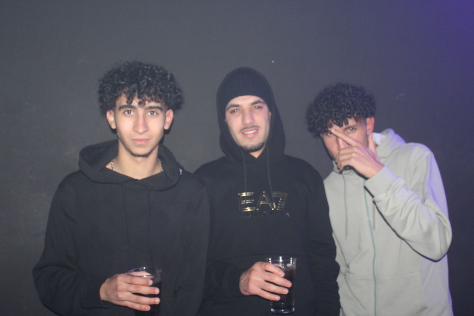 El Fin de Año Universitario continua por los bares de la capital del Tormes tras las doce campanadas