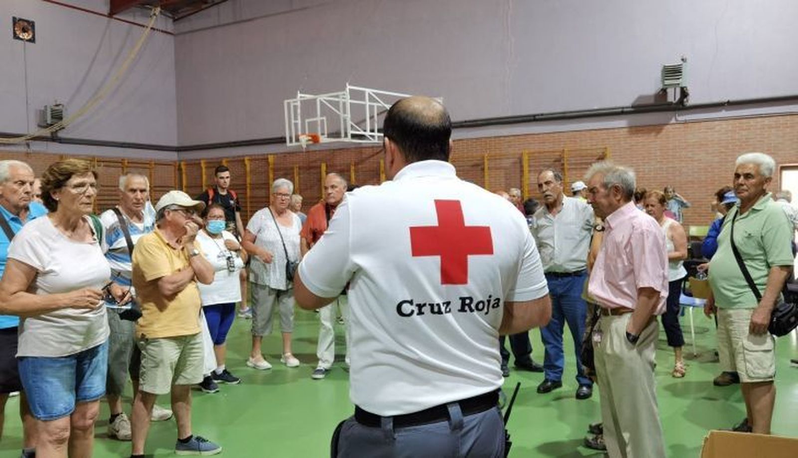 El Ayuntamiento de Benavente agradece el trabajo desinteresado de quienes atendieron a las personas evacuadas por el incendio en la Sierra de la Culebra