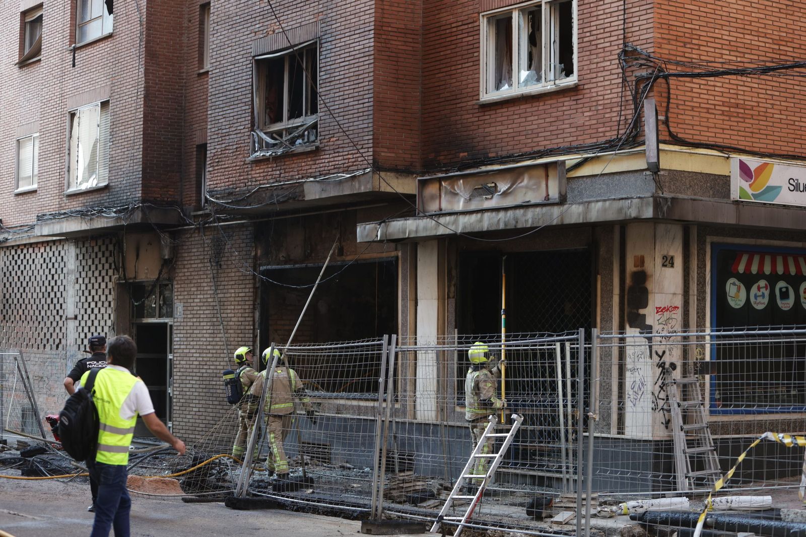 GALERÍA | Así ha sido y se ha vivido la explosión de gas en Zamora