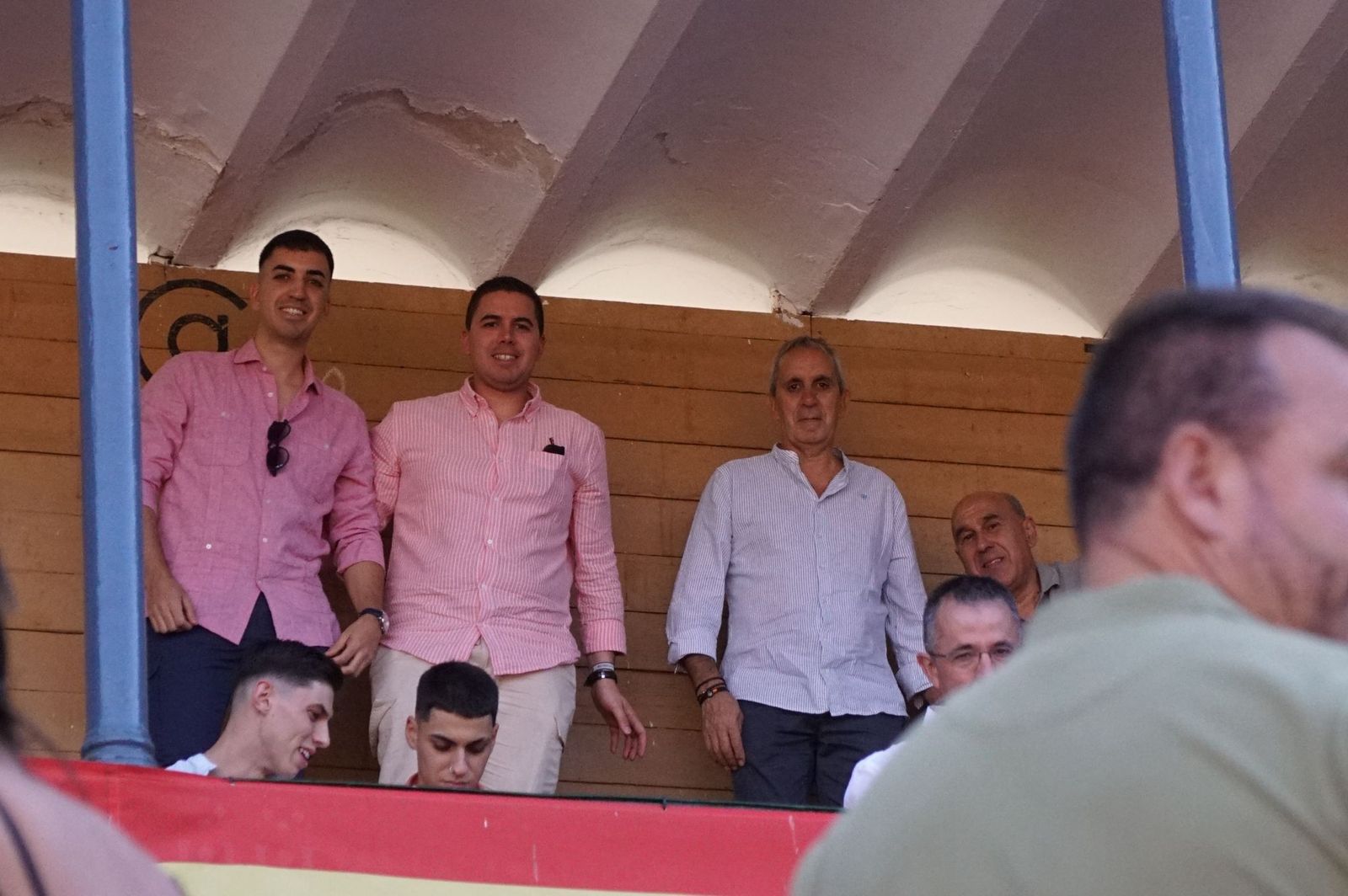 Así se ha vivido la primera corrida de la feria 2025 en La Glorieta: imágenes del ambiente en los tendidos y en el patio de cuadrillas