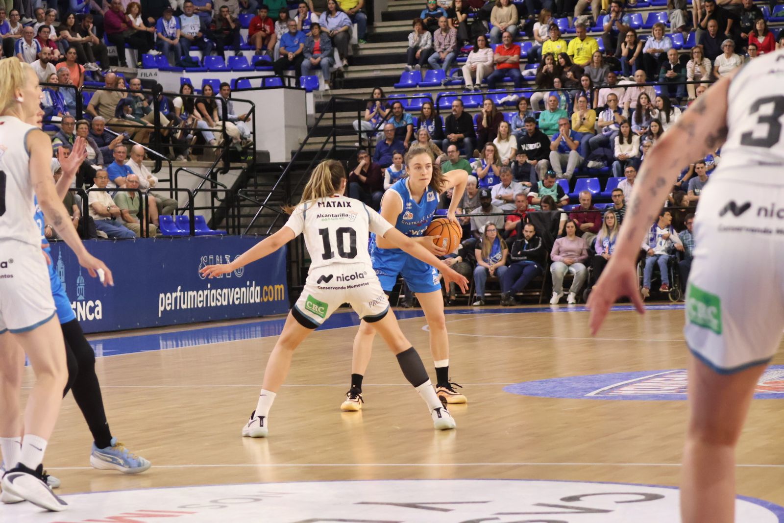 Perfumerías Avenida - CB Jairis