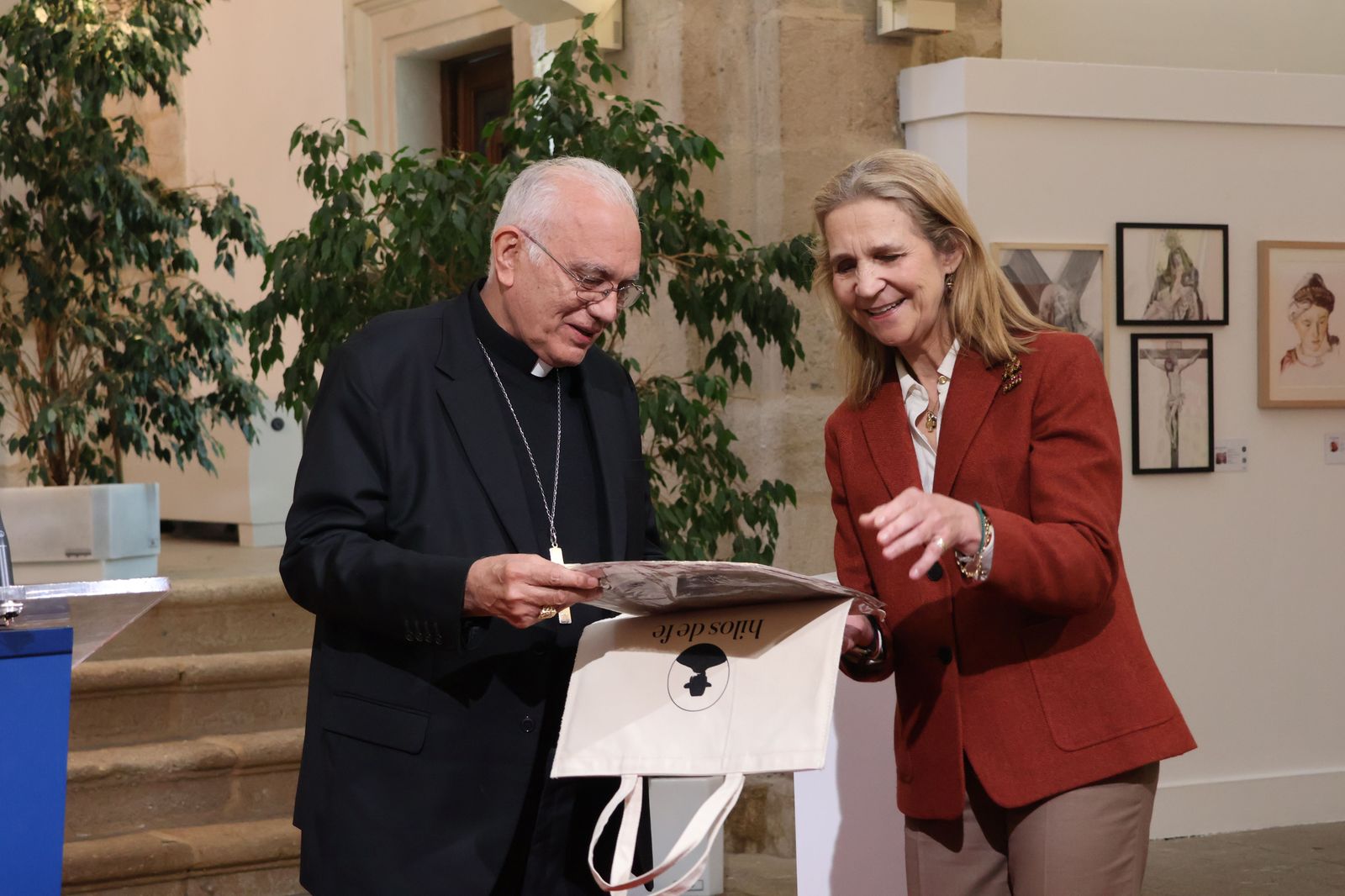 visita-de-la-infanta-elena-a-zamora-57