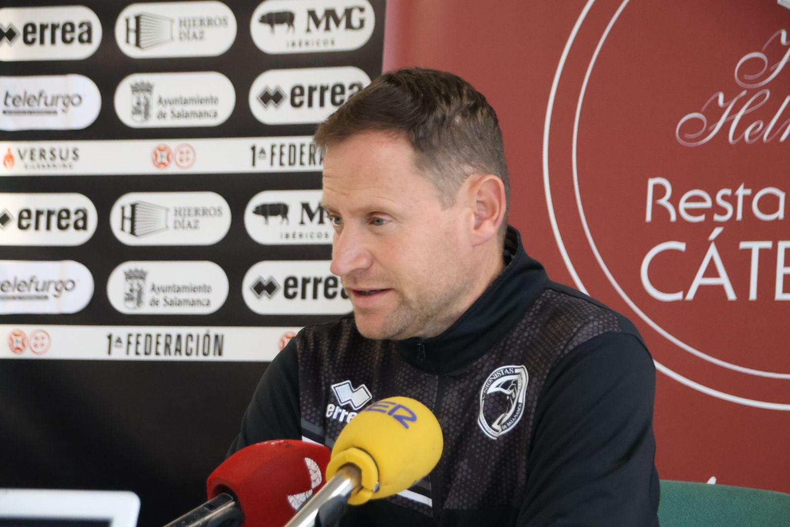 Mario Simón en rueda de prensa