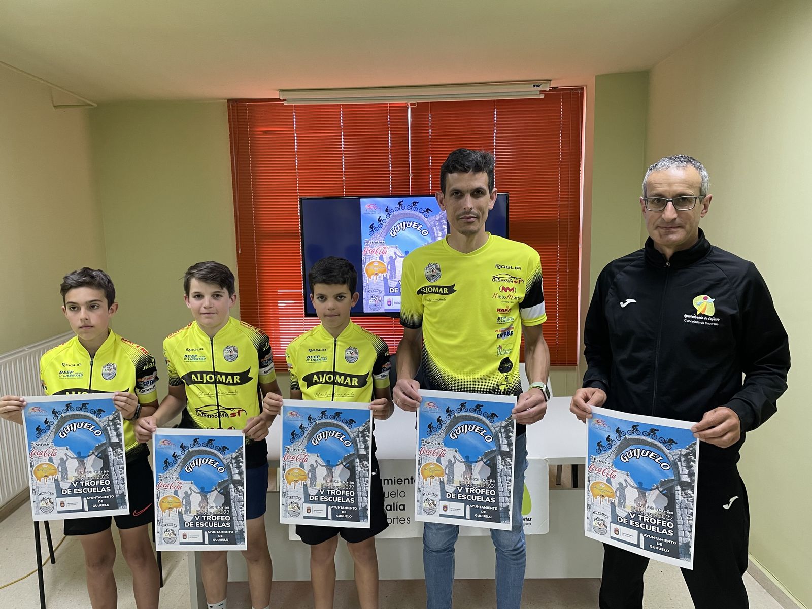 Presentación del V Trofeo Escuelas en el Ayuntamiento de Guijuelo