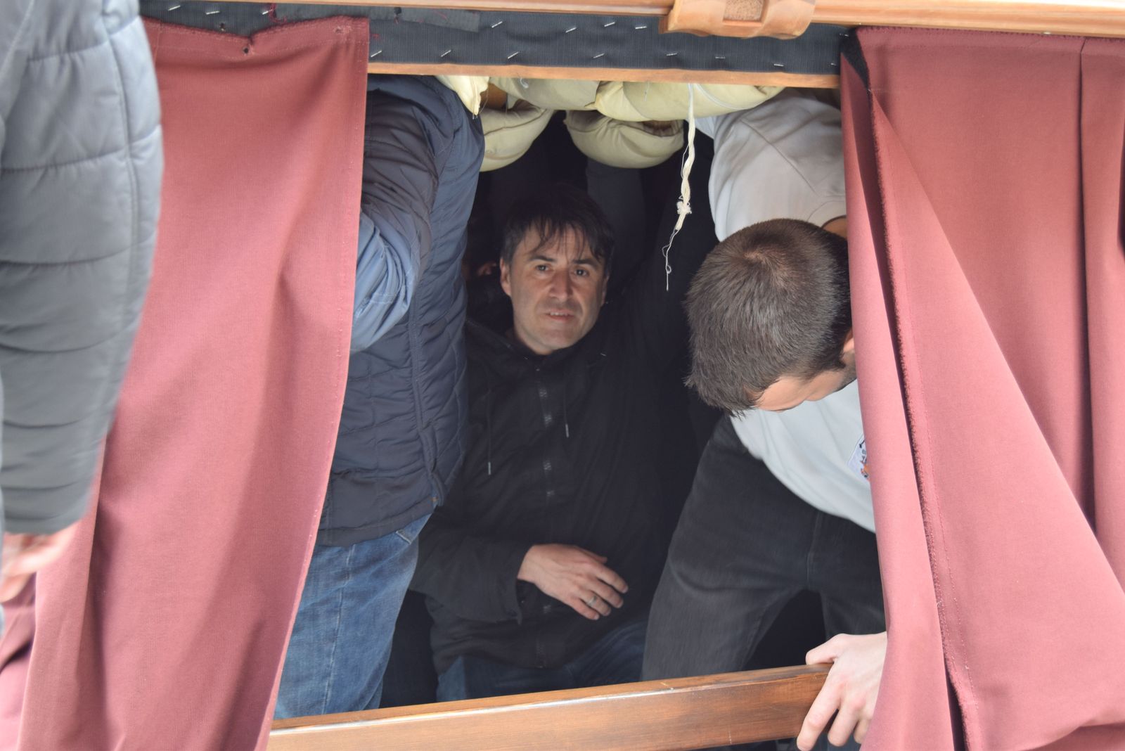 traslado-de-pasos-de-semana-santa-37