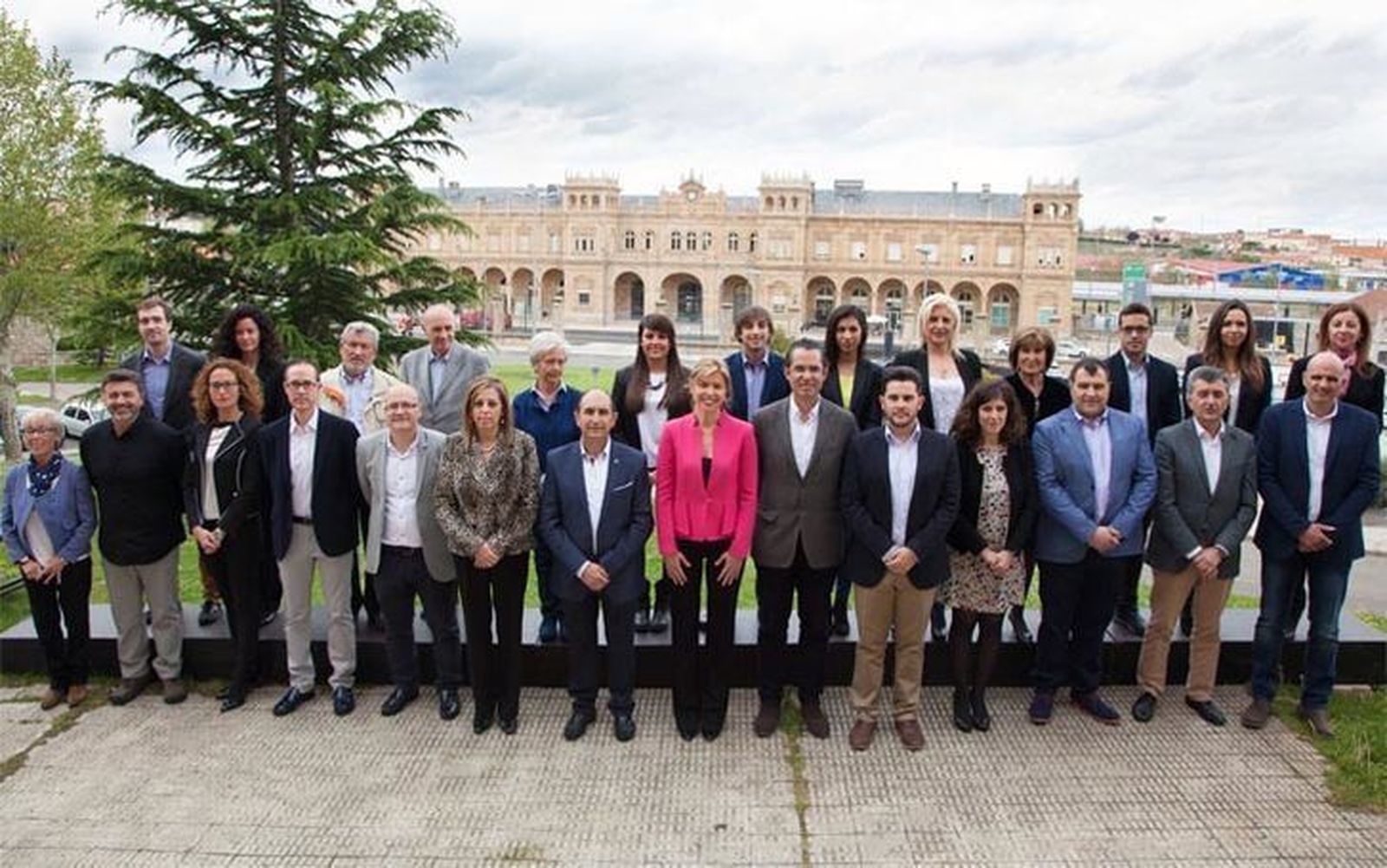 Puesta de largo oficial de la lista completa del PP para las municipales en la capital