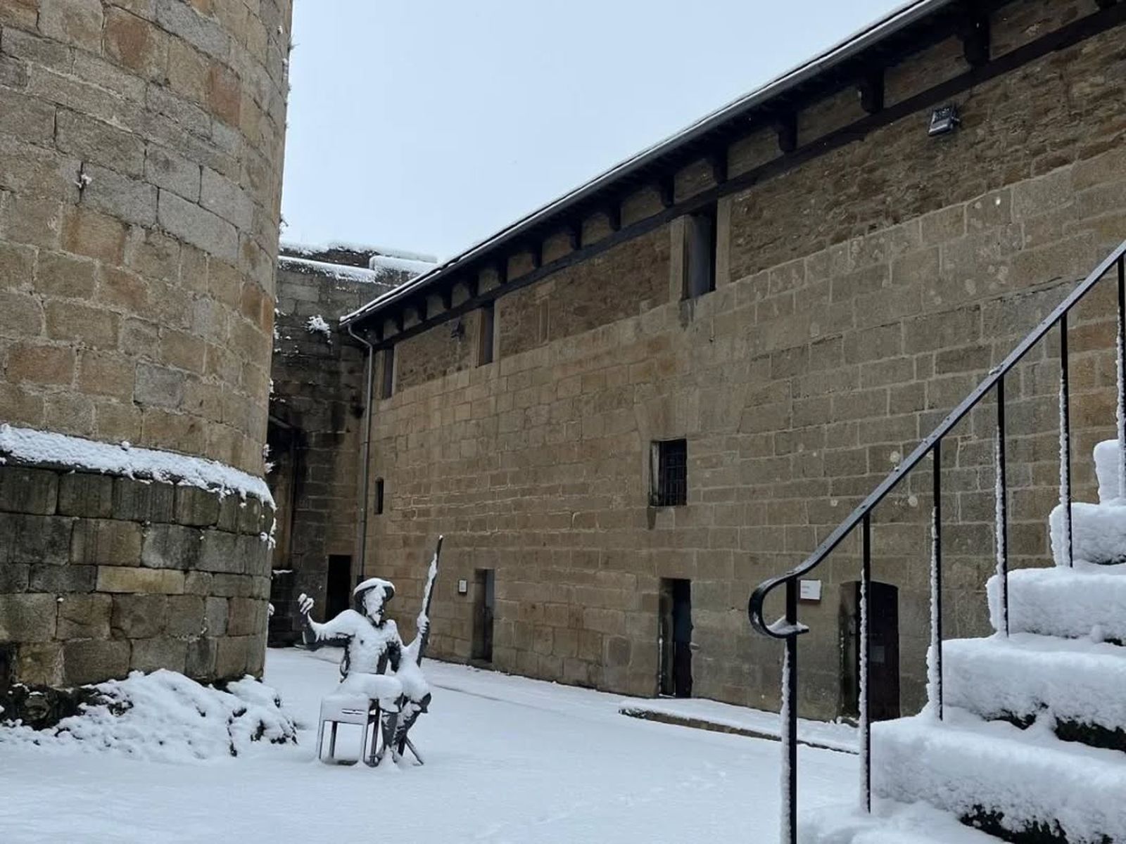 GALERÍA | Sanabria cubierta de nieve este viernes
