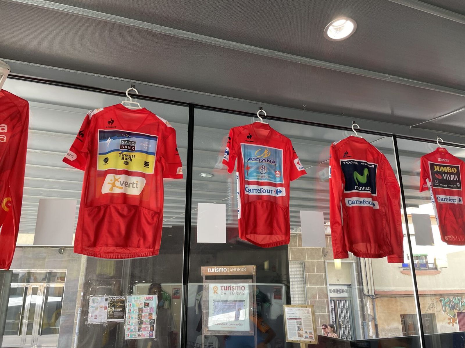 Exposición de 'maillots' de Guijuelo