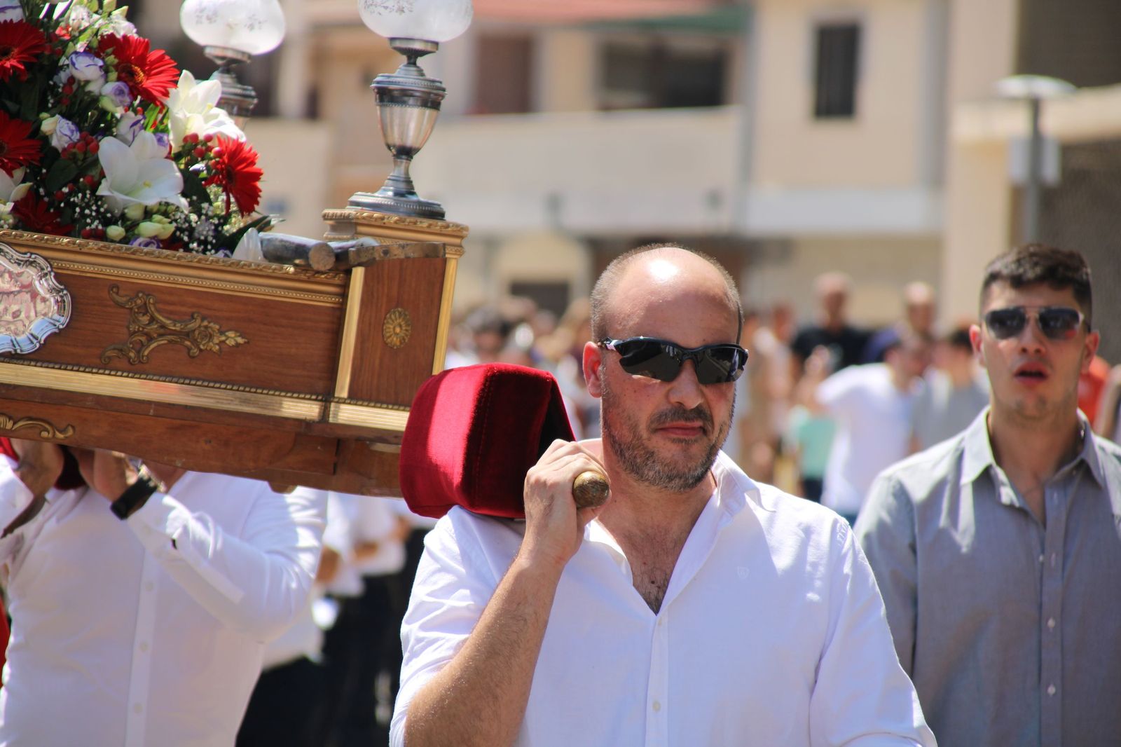 Procesión en honor al Cristo de las Batallas en Castellanos de Moriscos