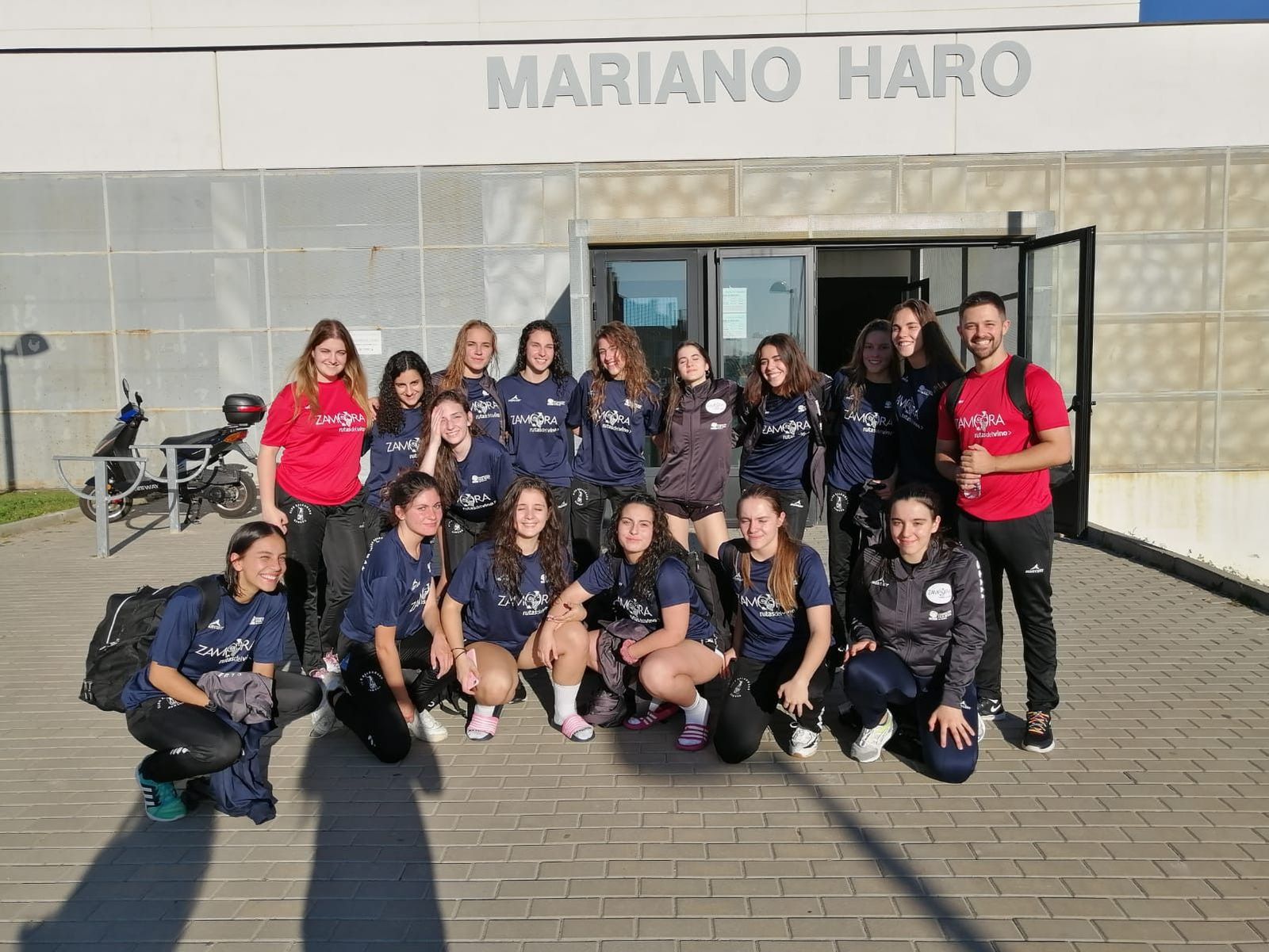 Angel optico juvenil femenino Angel optico juvenil femenino