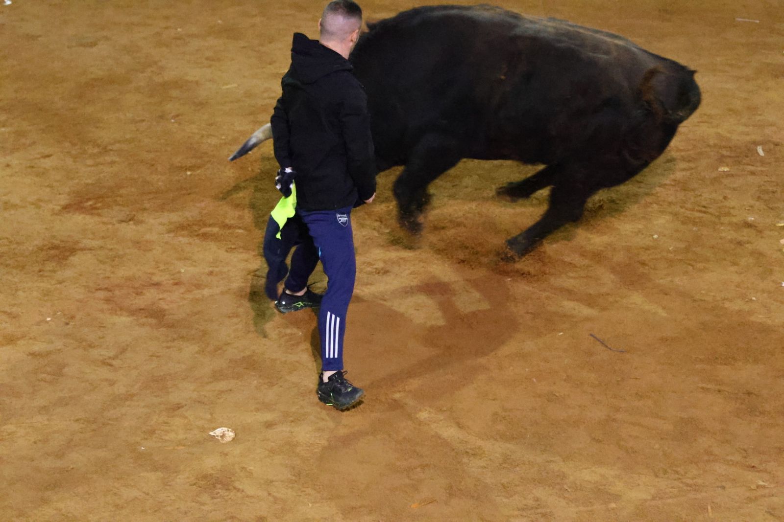 Capea nocturna de lunes en el Carnaval del Toro 2026