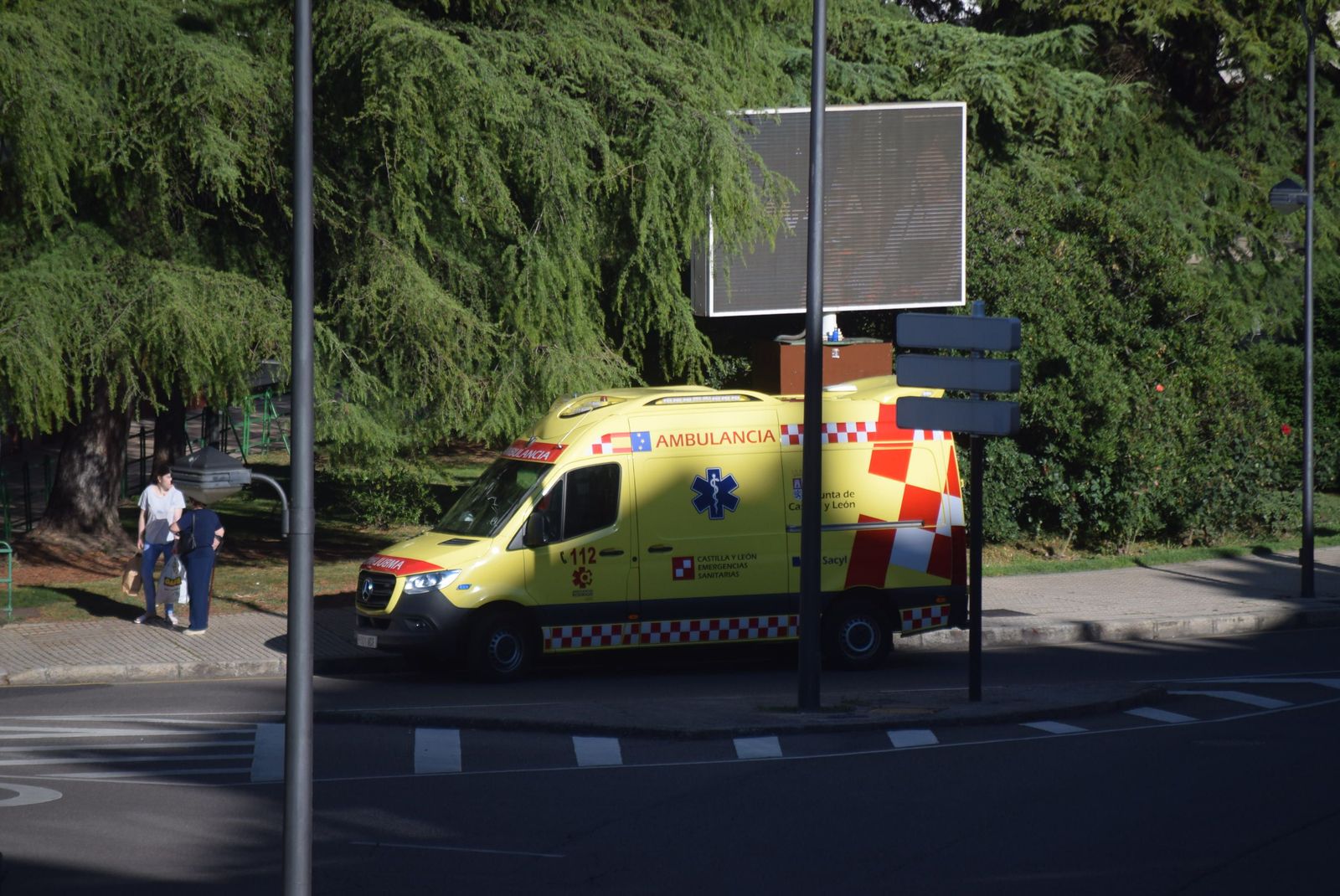 Ambulancia en el lugar de los hechos.