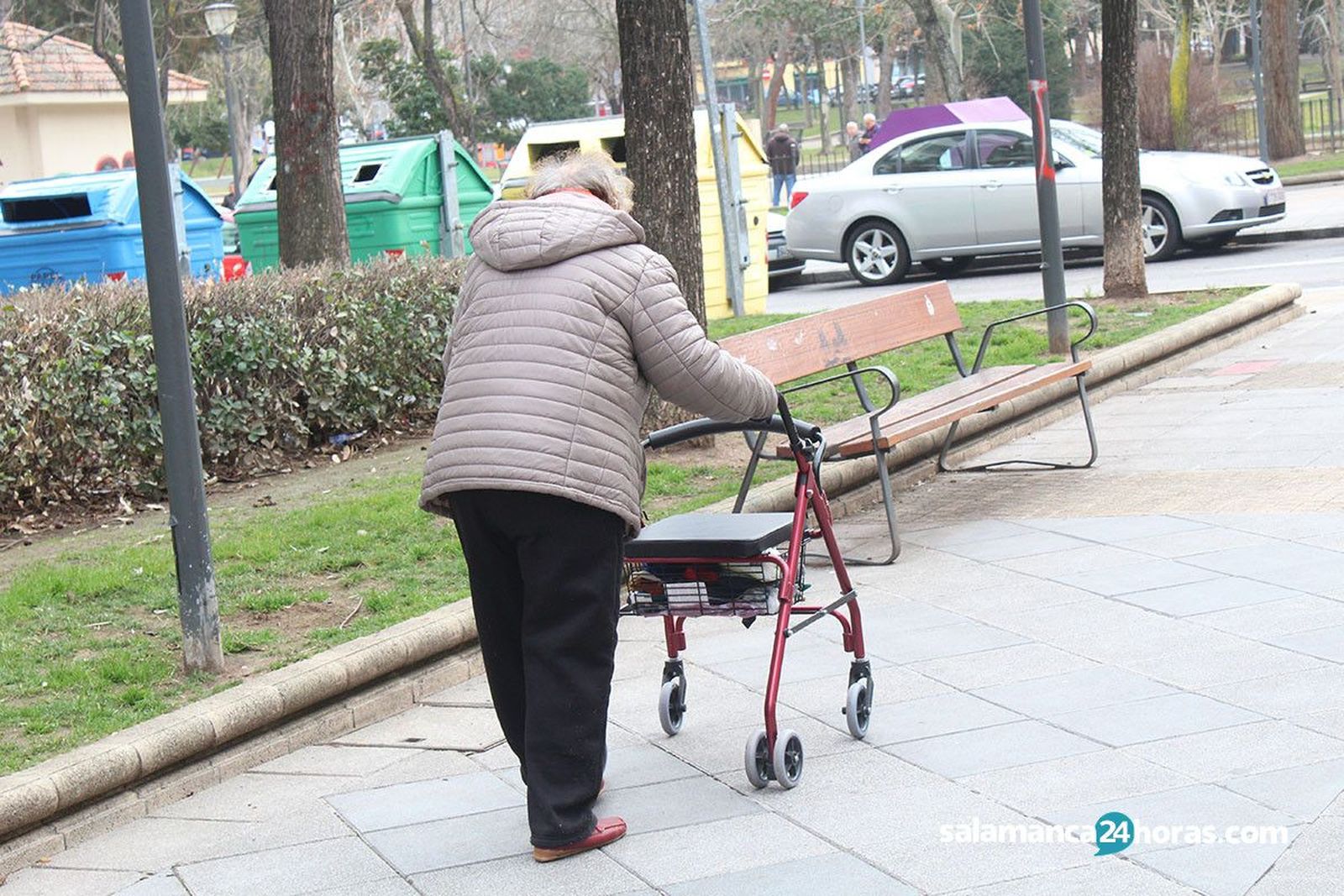 Anciana anciano viejo vieja tacataca taca