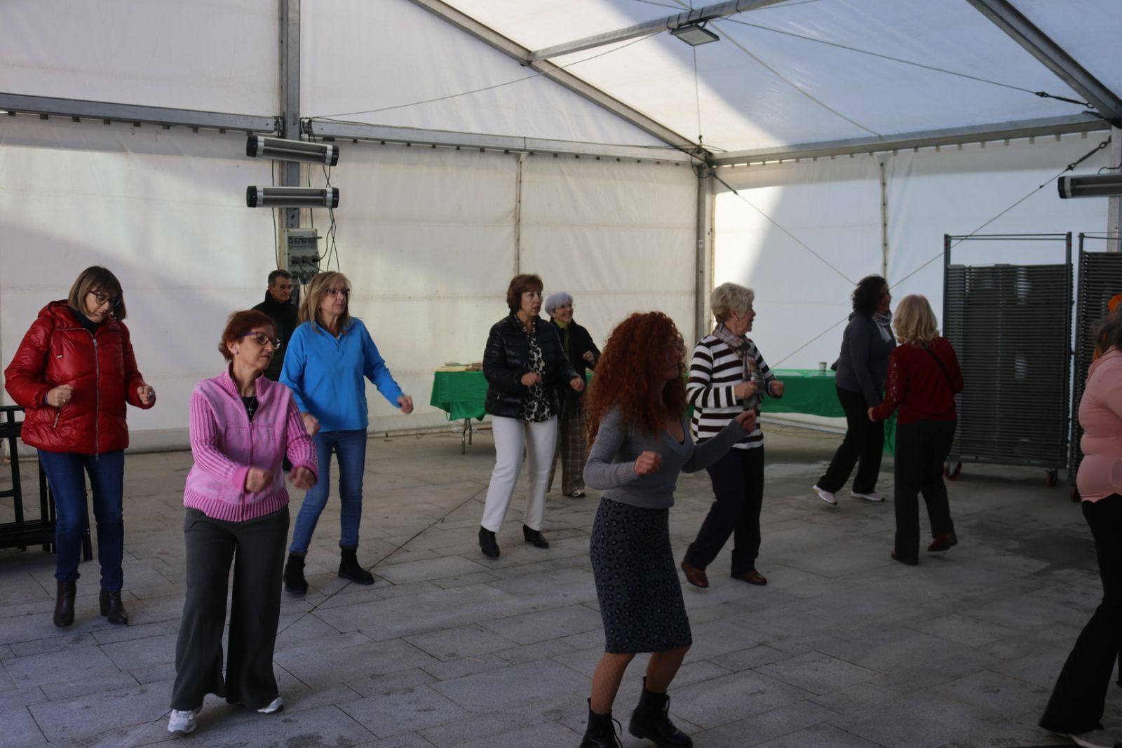 Así ha sido la celebración del Día del Vecino que busca recuperar la unión vecinal perdida en Salamanca