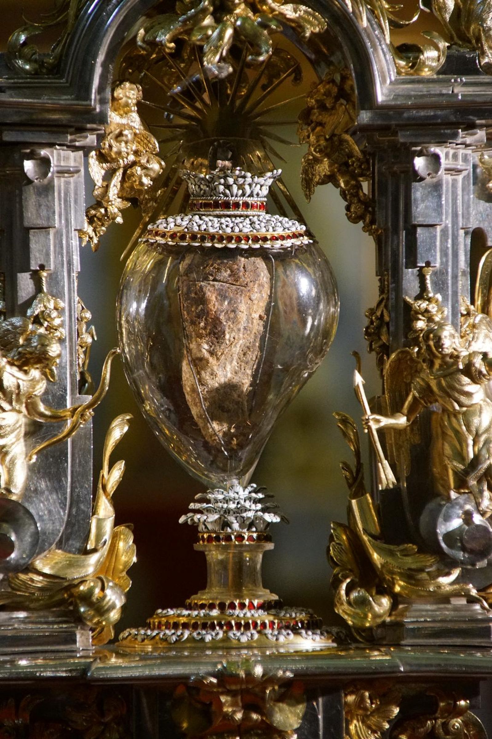 whatsapp-image-2025-05-08-at-18-25-42-1