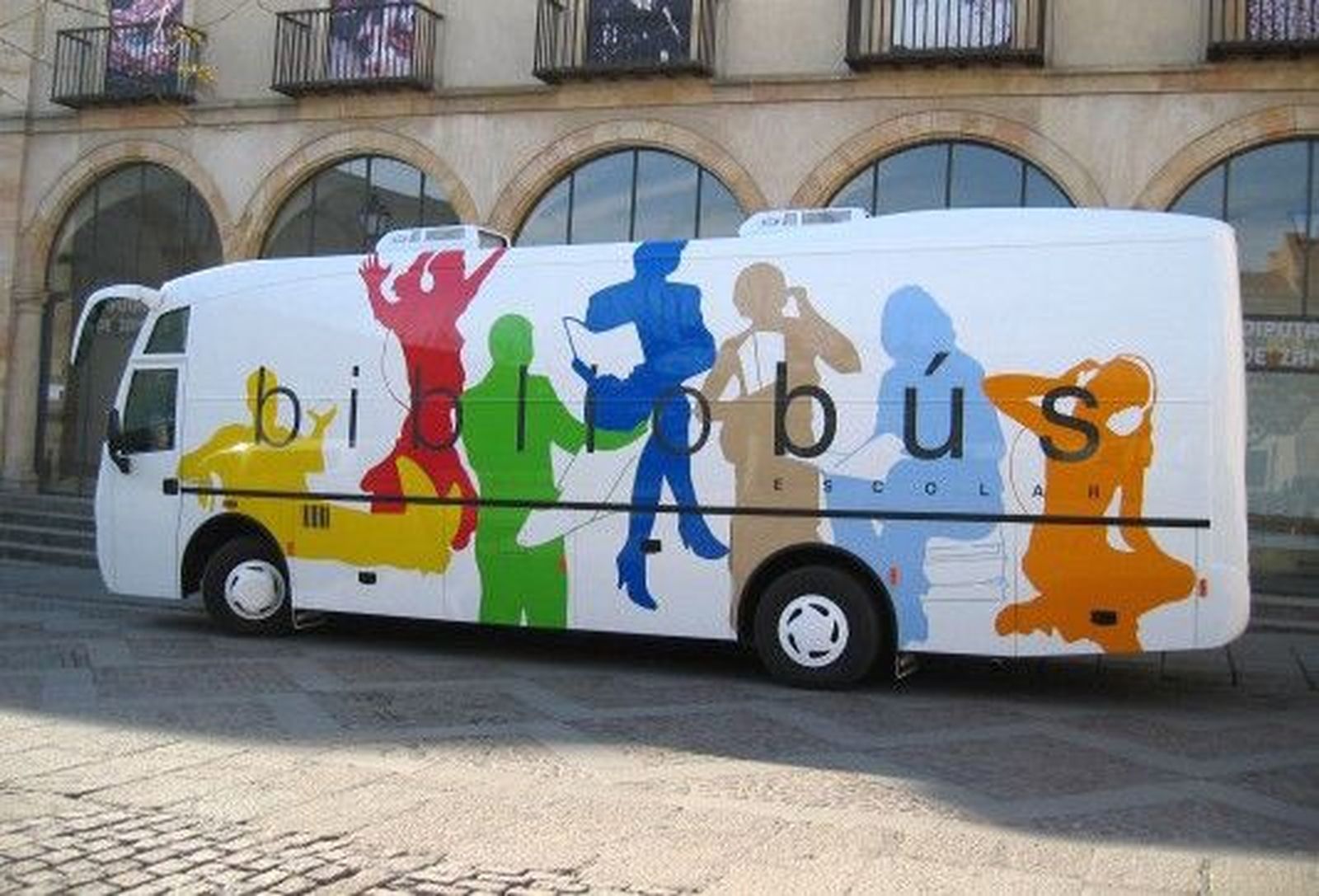 El bibliobús continúa su hoja de ruta en marzo