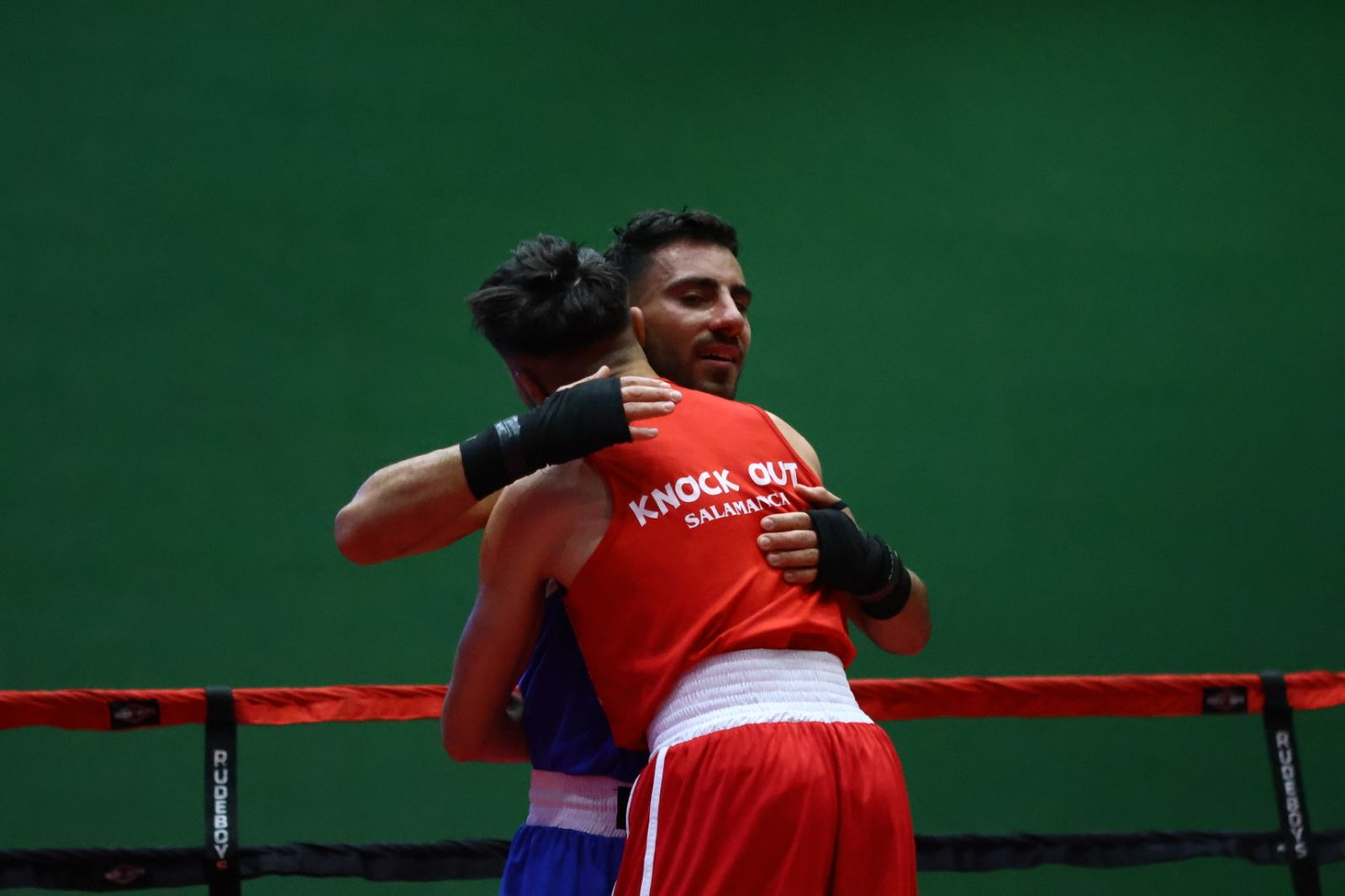 Velada de Boxeo en el Pabellón de San José