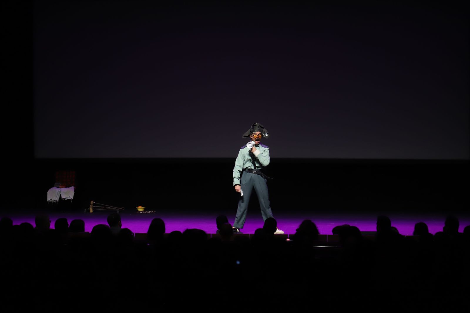 Éxito de risas en el Ramos Carrión con Wilbur, el cabriolista del humor