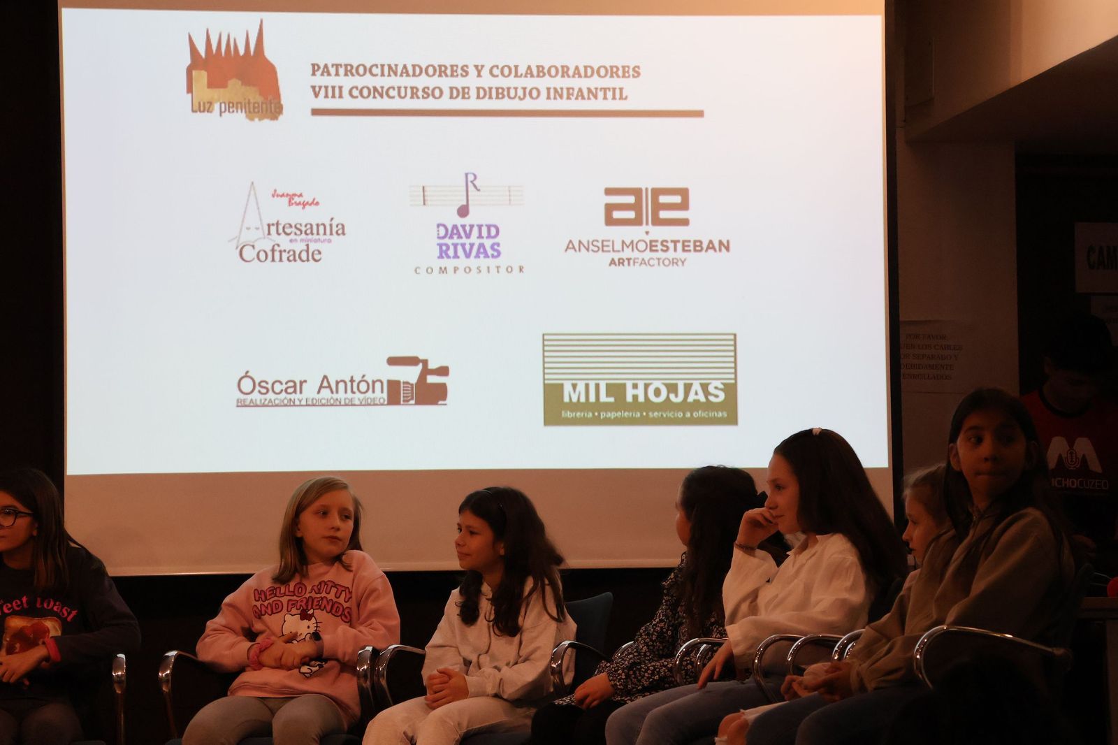 GALERÍA | La Asociación Luz Penitente reparte los premios del VIII Concurso de Dibujo Infantil