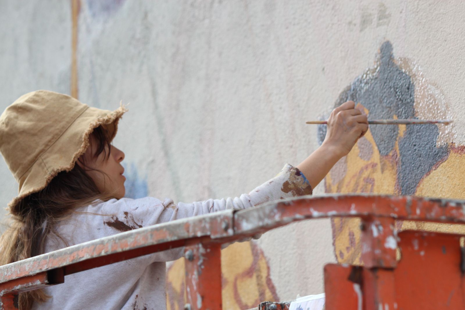 Elisa Capdevila, artista internacional invitada en la XIV edición de la Galería Urbana Barrio del Oeste (1)