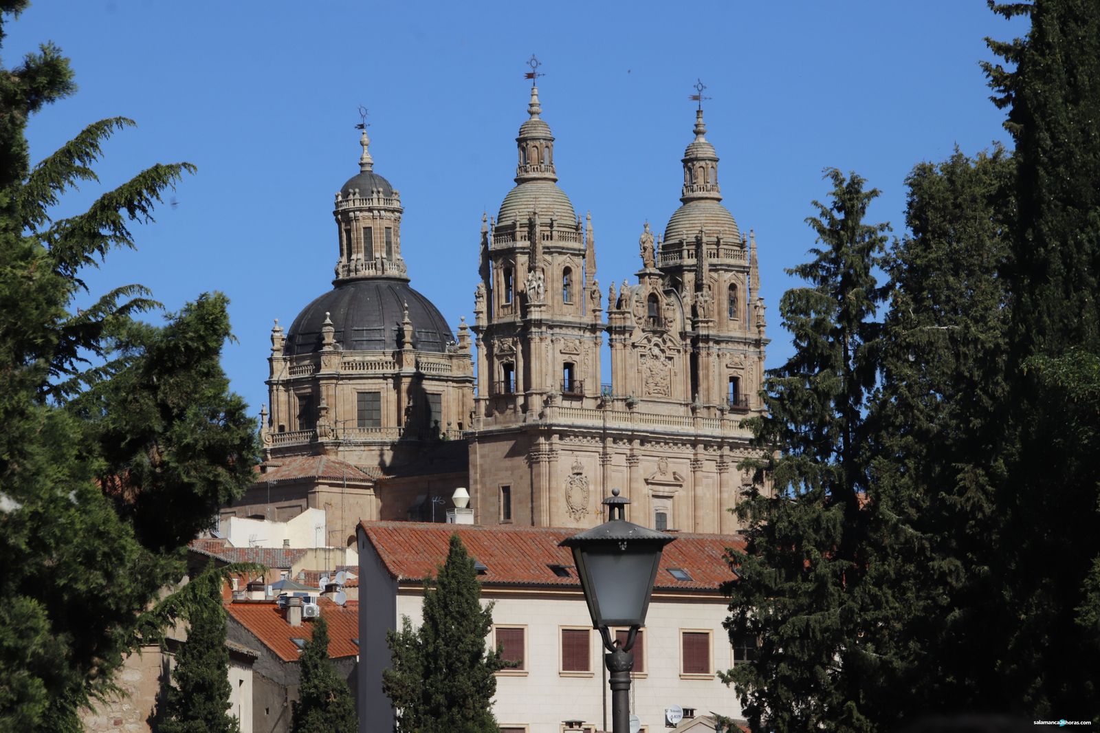 Salamanca recibe en Fitur el distintivo de ‘Destino Turístico Inteligente’