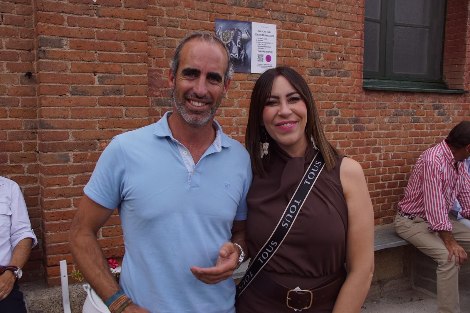 Gran ambiente en La Glorieta para la tarde de toros de Morante de la Puebla, Ismael Martín y Marco Pérez