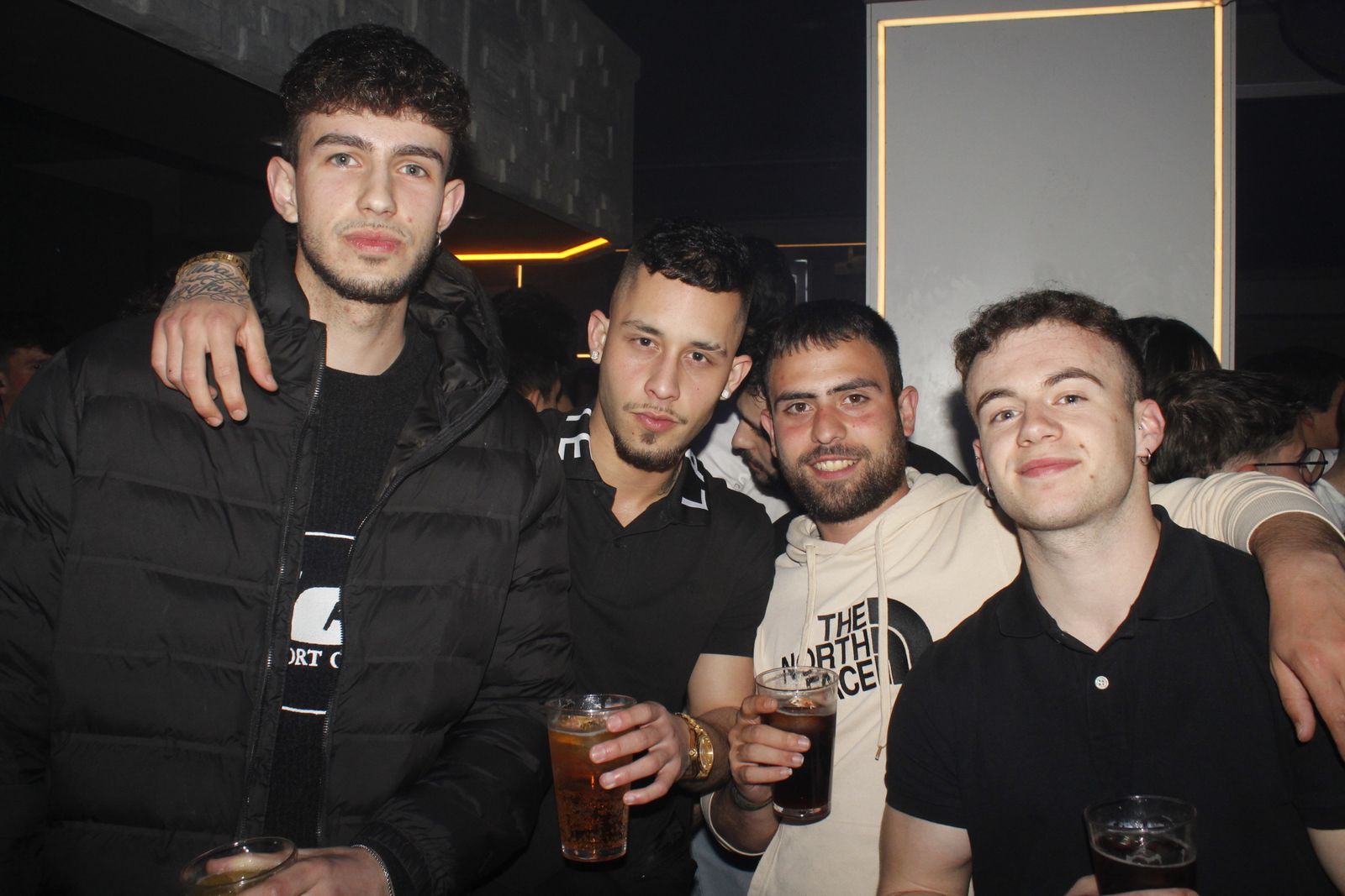 Salamanca de noche, sábado 4 de abril