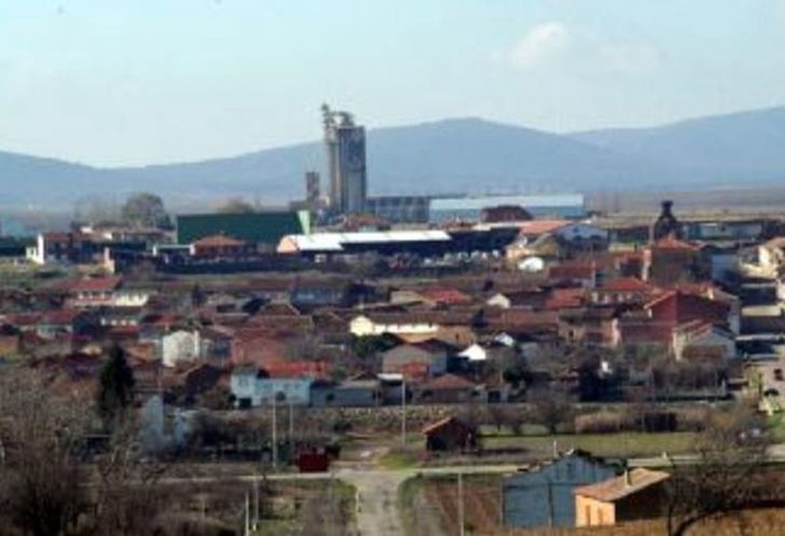 Terminadas las obras de la pasarela sobre el arroyo Ahogaborricos, en Pobladura del Valle