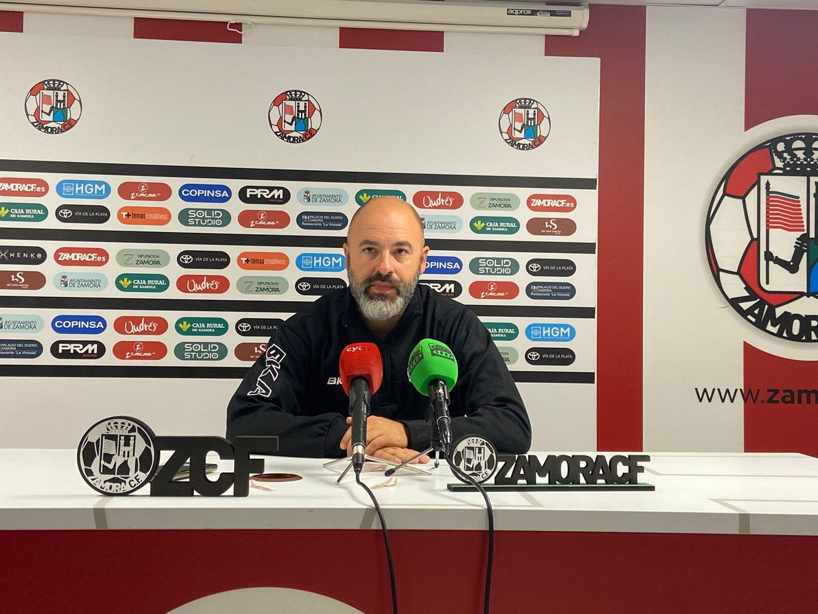 David Movilla en rueda de prensa David Movilla en rueda de prensa