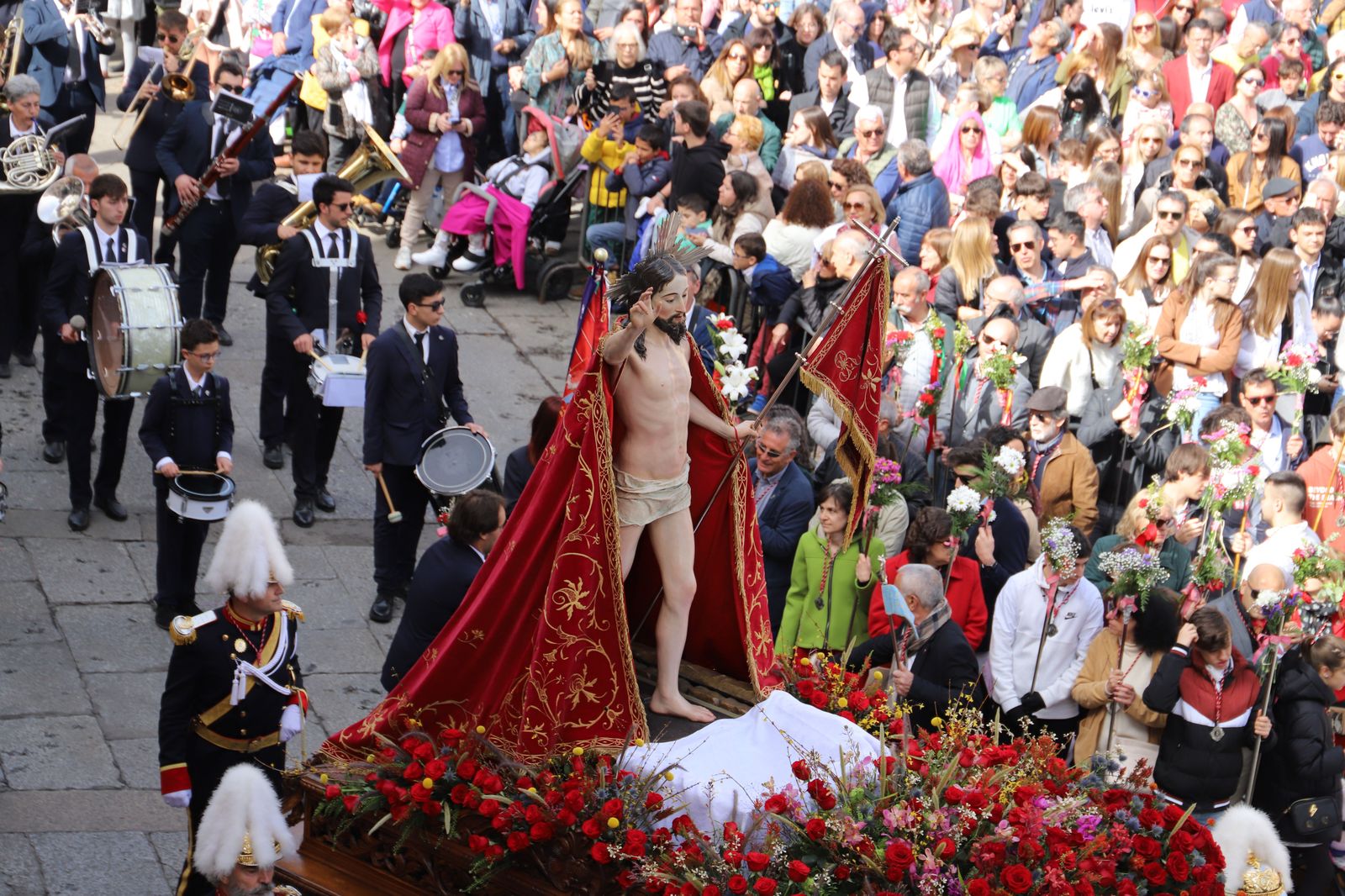 domingo-de-resurreccion-cofradia-de-la-santisima-resurreccion-48