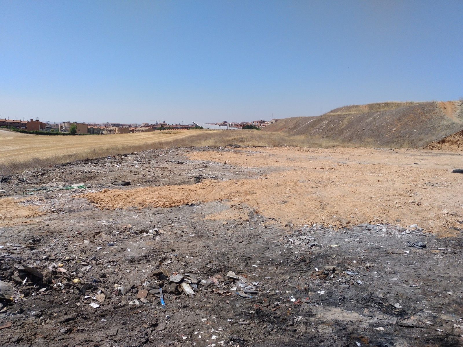 Limpieza de escombrera