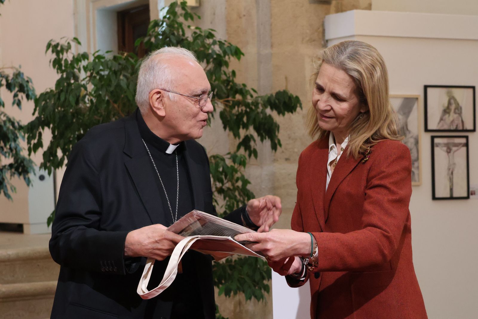 visita-de-la-infanta-elena-a-zamora-59