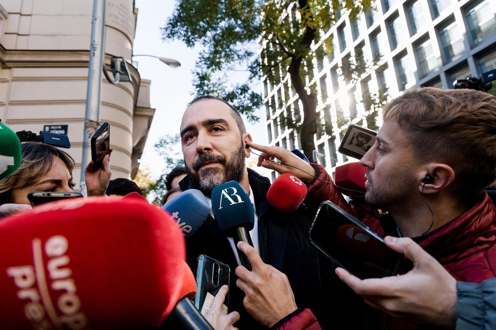 El empresario Víctor de Aldama a su salida del interrogatorio del juez instructor del 'caso Koldo' - Carlos Luján - Europa Press - Archivo