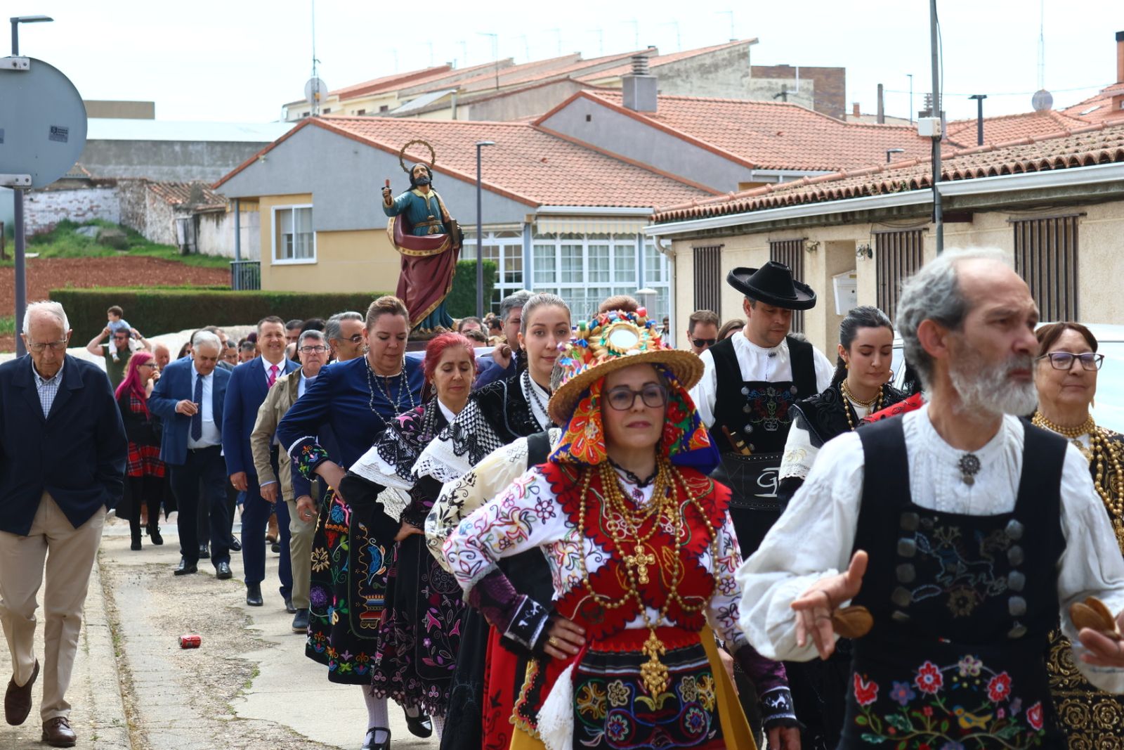 Santa Misa y Procesión en honor a San marcos en Doñinos