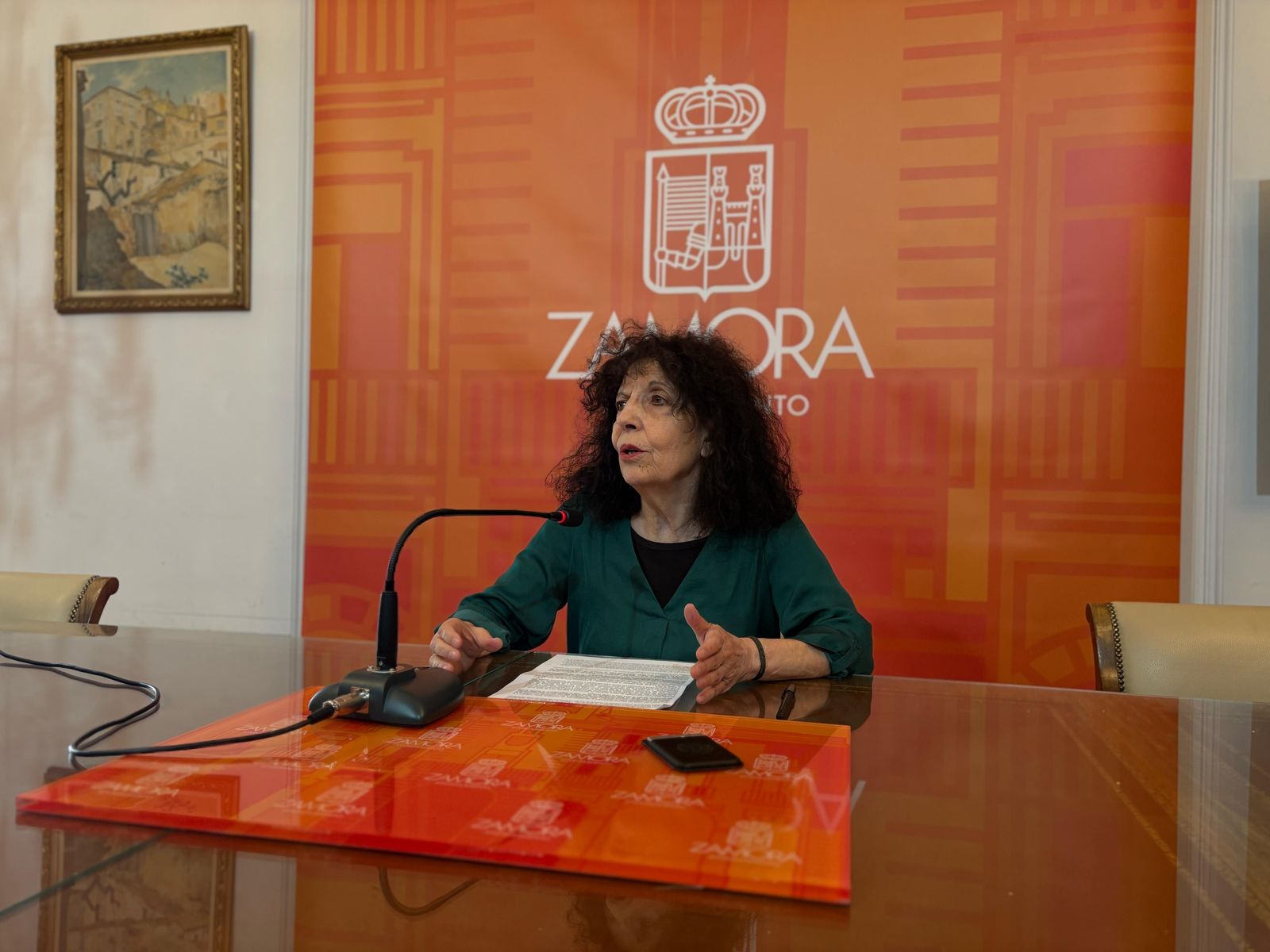 Laura Rivera en rueda de prensa