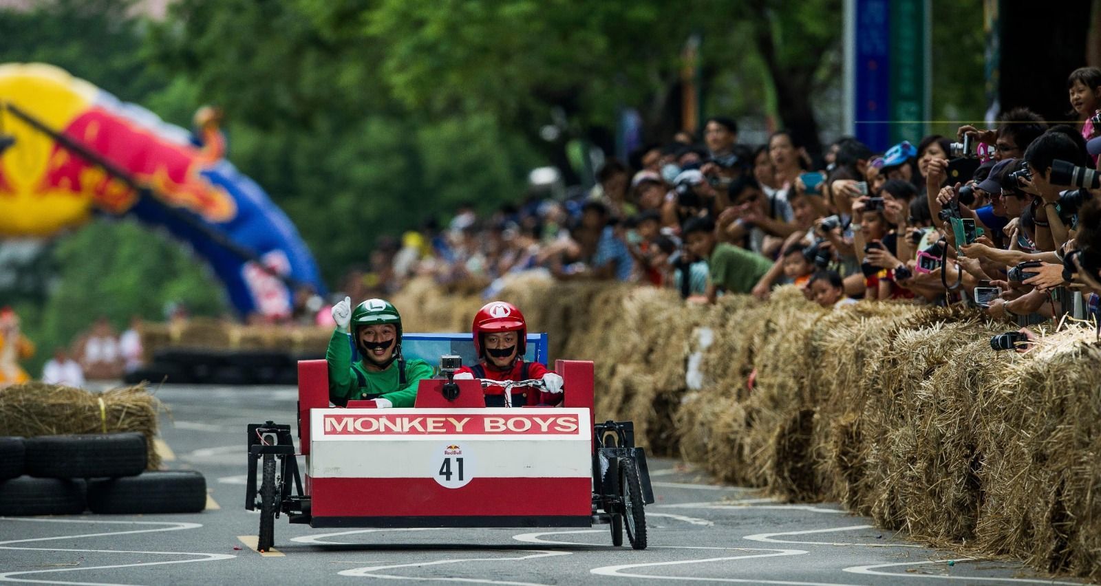 Autos Locos Red Bull Autos Locos Red Bull