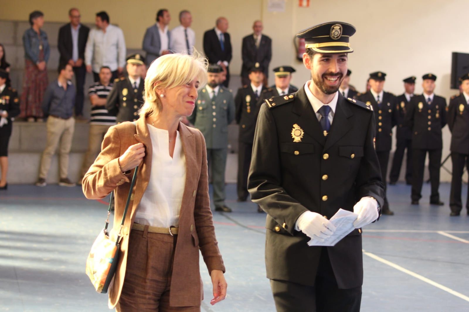 la-policia-nacional-de-salamanca-los-angeles-custodios-21