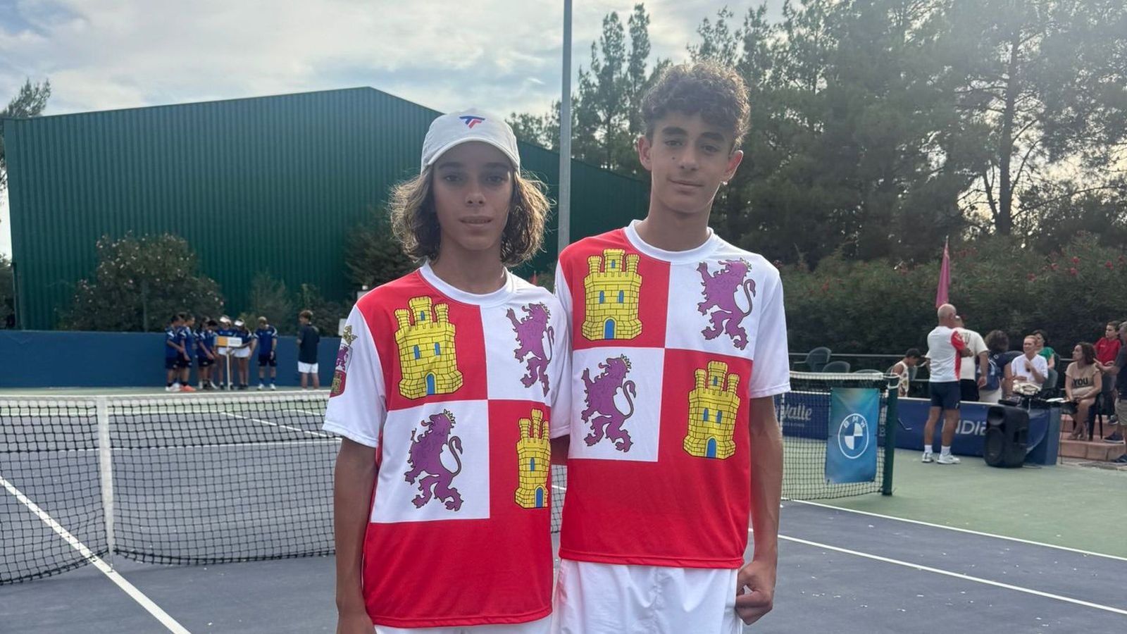 Los salmantinos Iván Hernández y Guillermo Manzano representarán a Castilla y León en el Nacional Infantil de Tenis