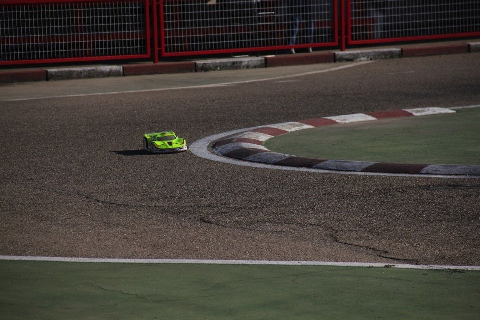 Las Ferias también disfrutaron de carreras de automodelismo