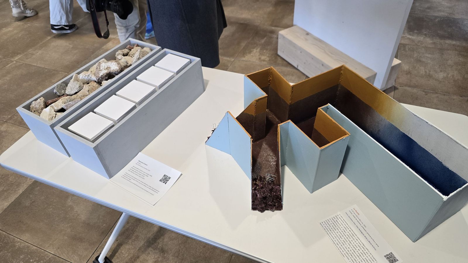 “La arquitectura como huella temporal: reflexión plástica sobre el Hospital Universitario de Salamanca”