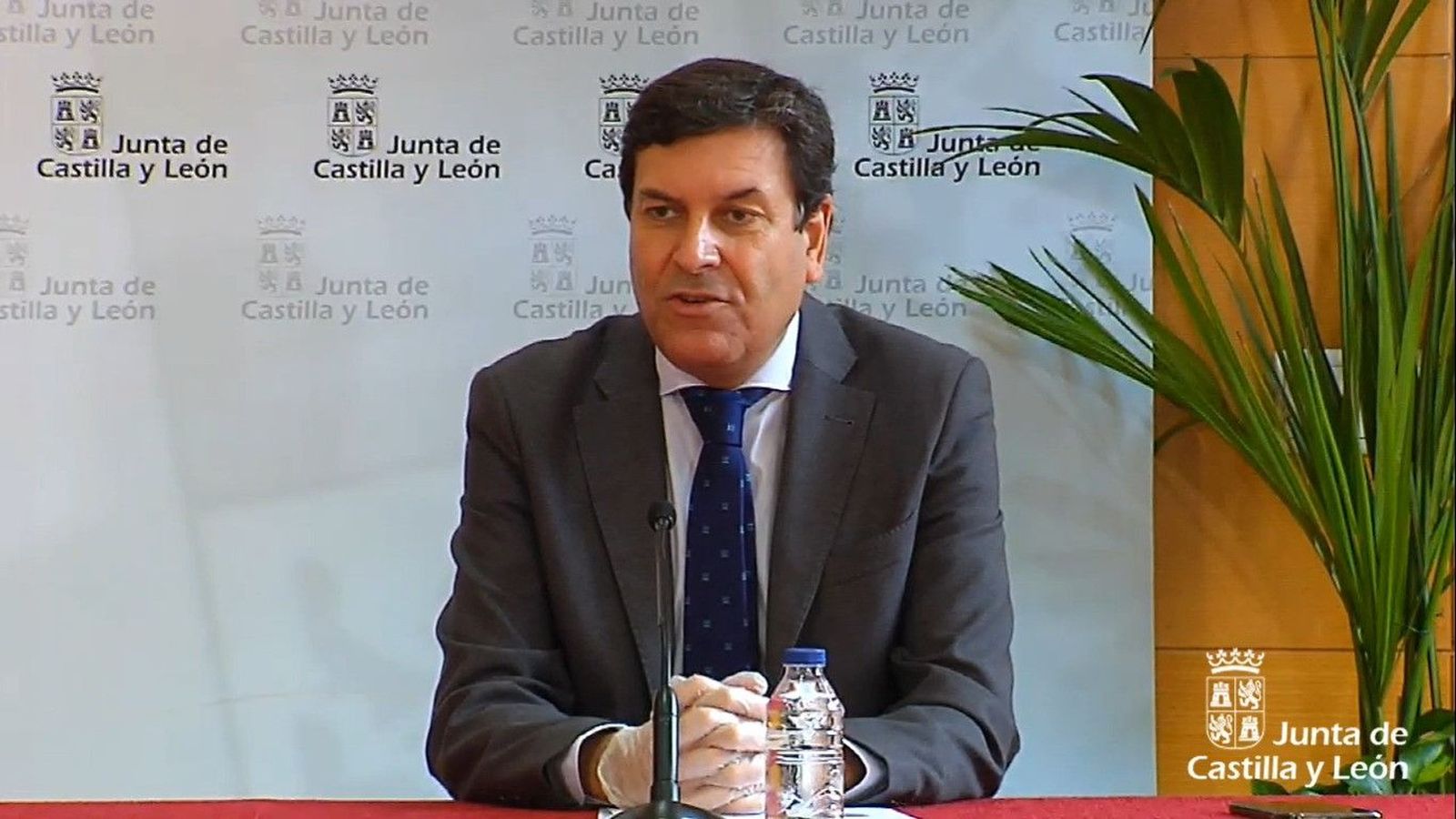 Efa75576 01e8 4341 b22b 8895b9ea6209