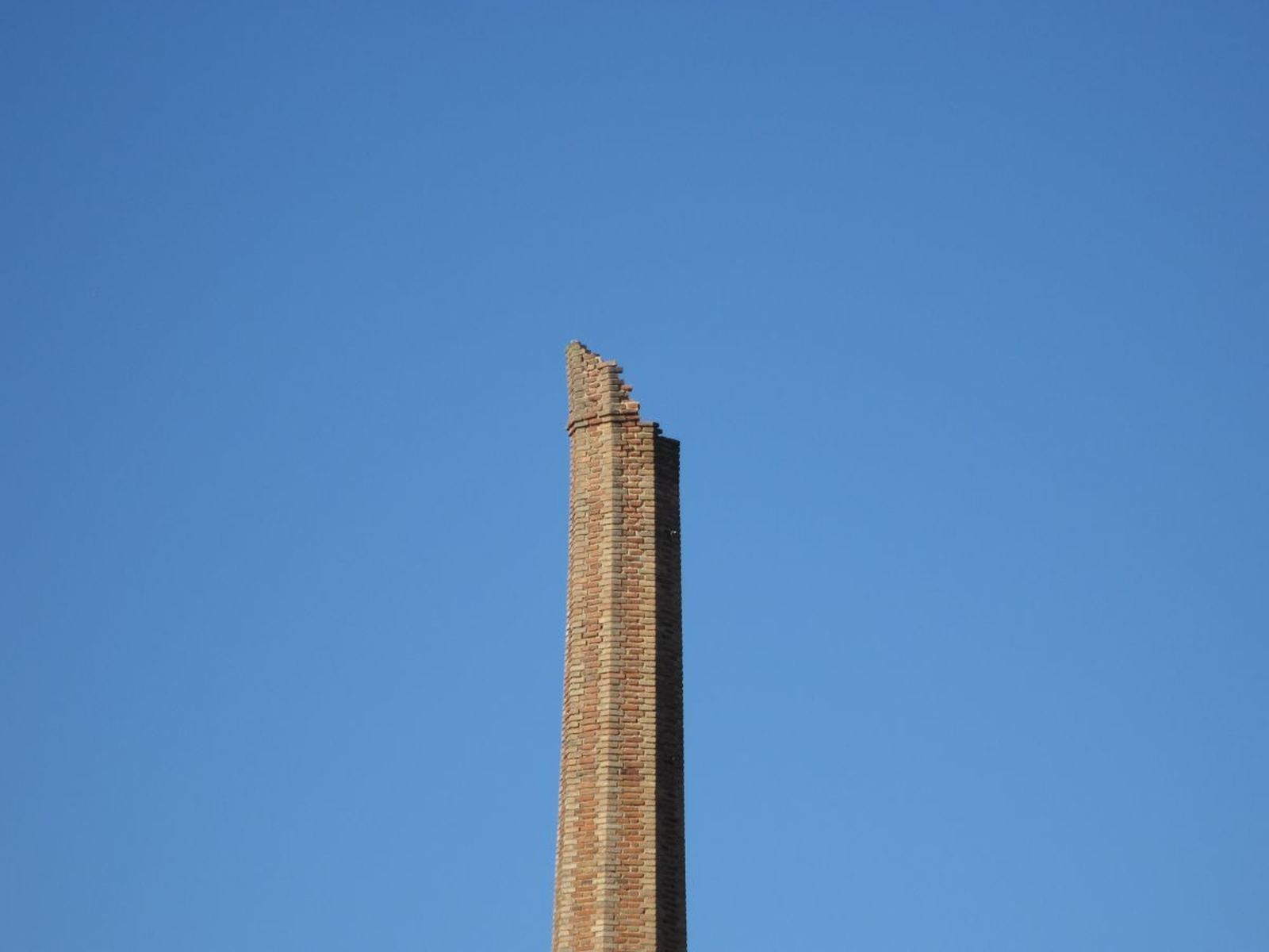 chimenea-de-tejares-foto-ciudadanos-por-la-defensa-del-patrimonio-1